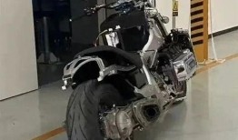 最新款摩托车爆料,全新款摩托车惊艳亮相，性能与设计双升级