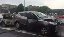 郑州车祸爆料新闻视频播放,惊心动魄的生死瞬间