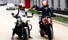 最新机车爆料新闻,全新车型亮相，性能与设计双升级