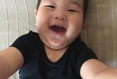 胡可爆料小儿子视频,小儿子视频萌态十足引网友热议